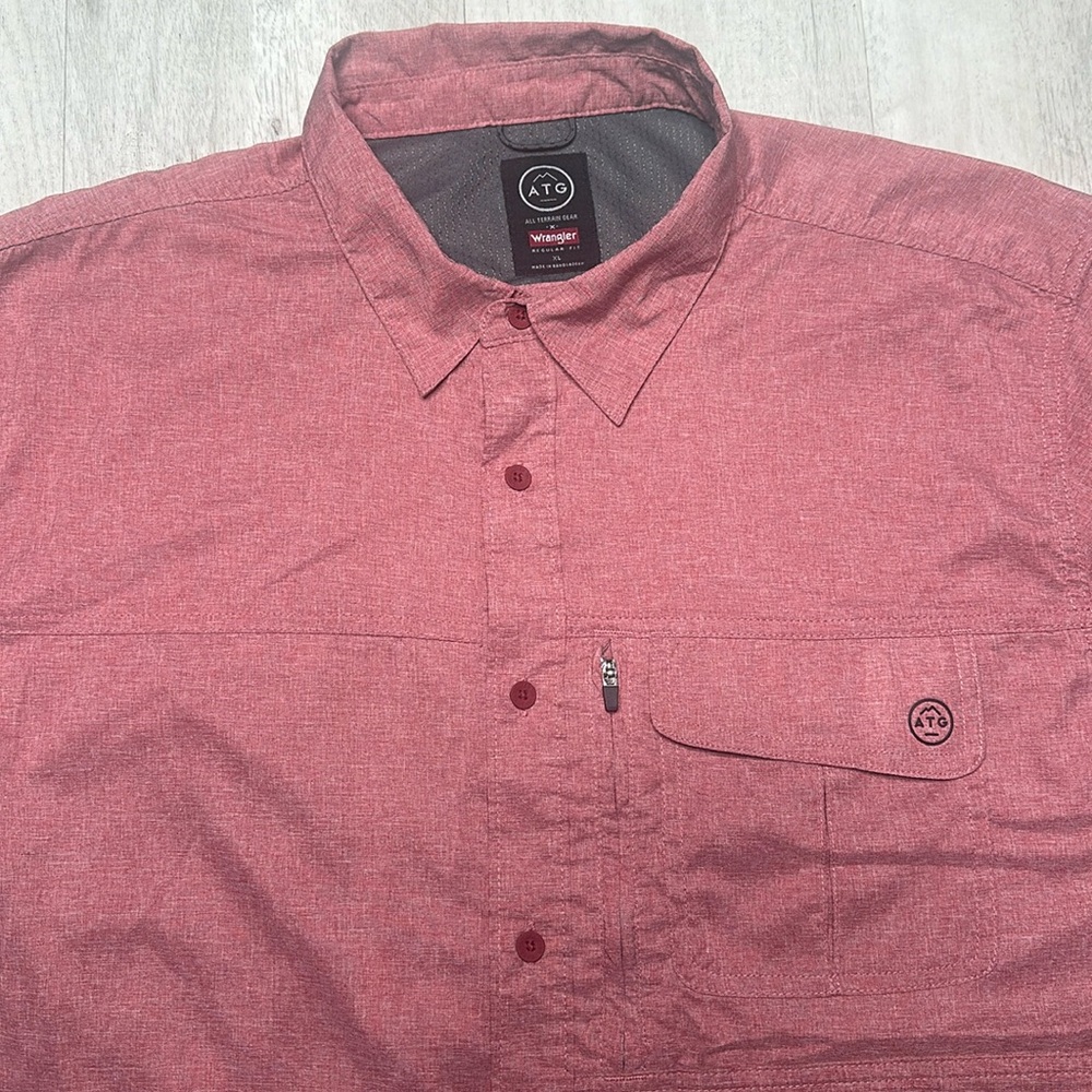 Wrangler Mens Large Pink Red Button Up Vented ATG All Terrain Gear Shirt Size XL